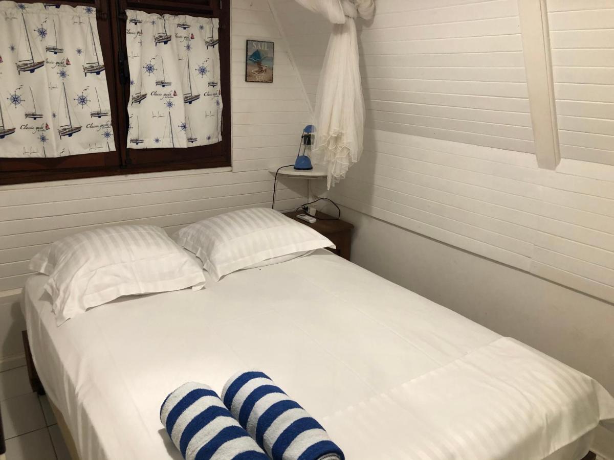 Les Bungalows De La Plage La Trinite Luaran gambar